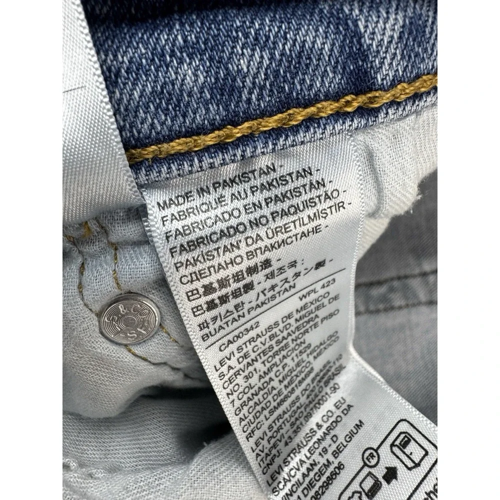 Levi's 505 Mens Jeans 34X32 Blue Straight Medium Wash Denim 5 Pocket Durable - Picture 8 of 11